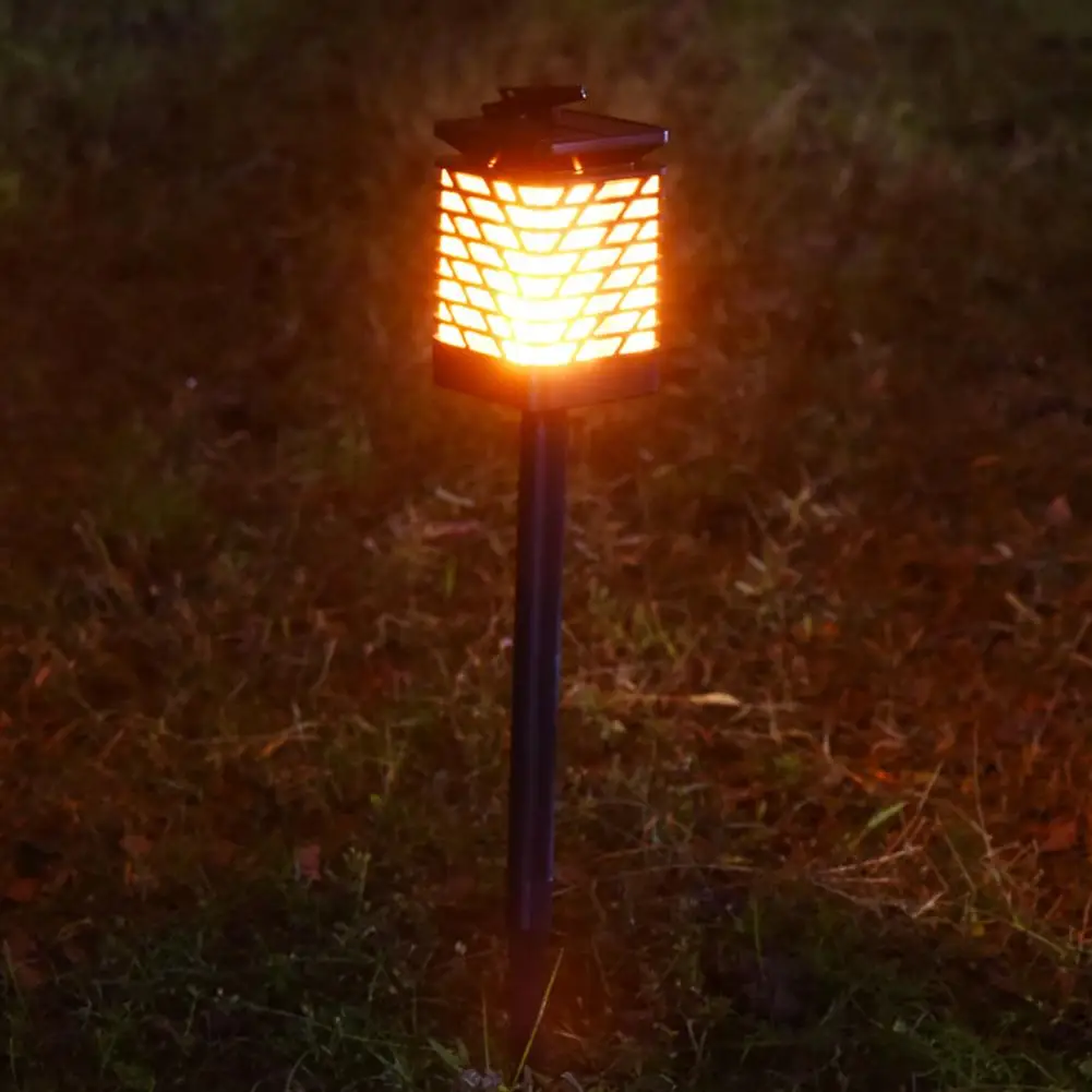

Retro Solar LED Flame Light Rhombus Pattern Waterproof Outdoor Clip Lamp