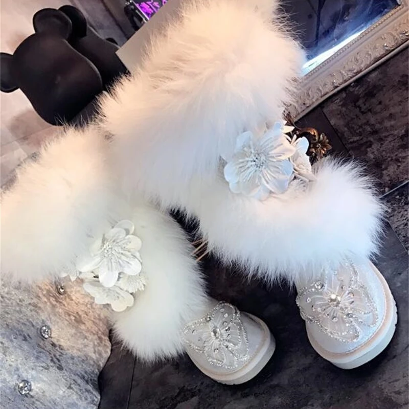 

Женские ботинки из натуральной кожи, с мехом лисы