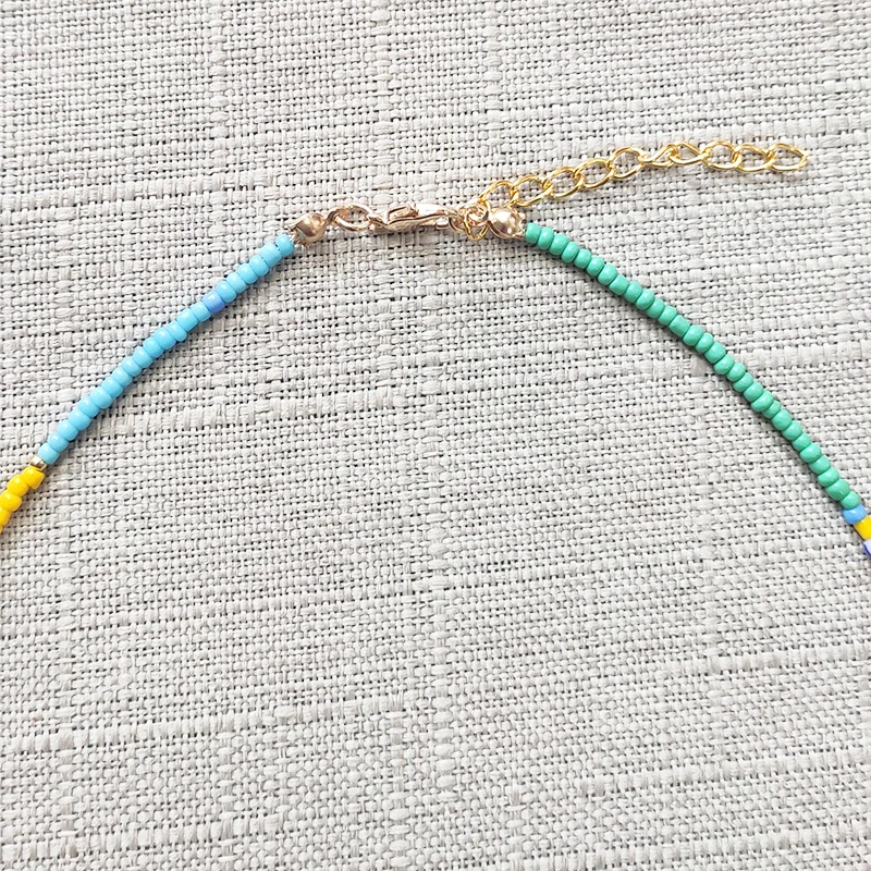 Цепочка на шею летняя разноцветная с бусинами чокер жемчугом аксессуар для