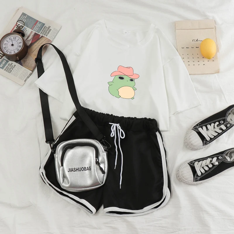 

White O-Neck T-Shirt and Shorts Women Two Pcs Sets Pants Sets Femme Female Outfits Cute Pullovers for Women 2021 Summer Suits
