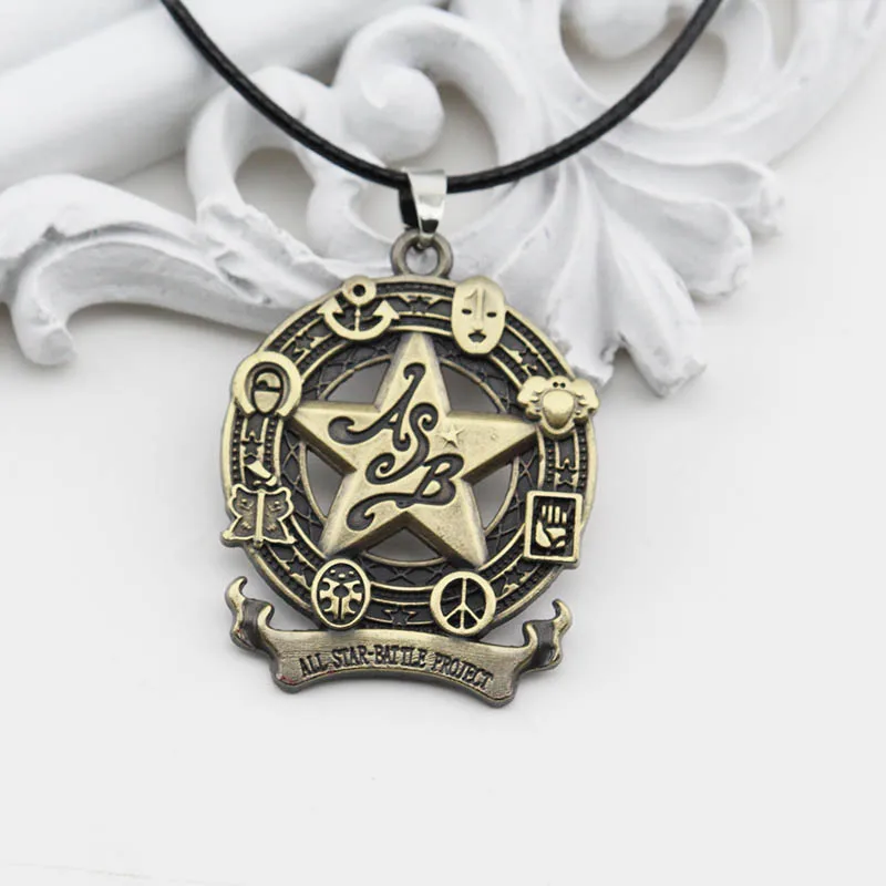 

Anime JOJOS BIZARRE ADVENTURE Keychain Mask Metal KILLER QUEEN Keyring Holder Higashikata Josuke llaveros Jewery