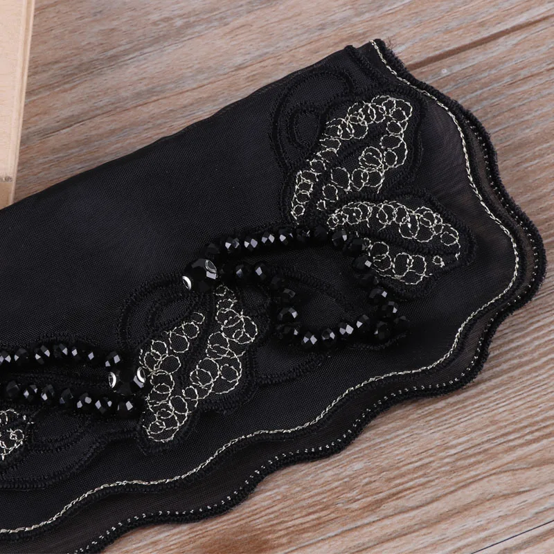 

2020 Fashion Fake Collar Gold Thread Trim Double Layer Embroidery Ring Retro Decorative Collar Chiffon White Black For Women