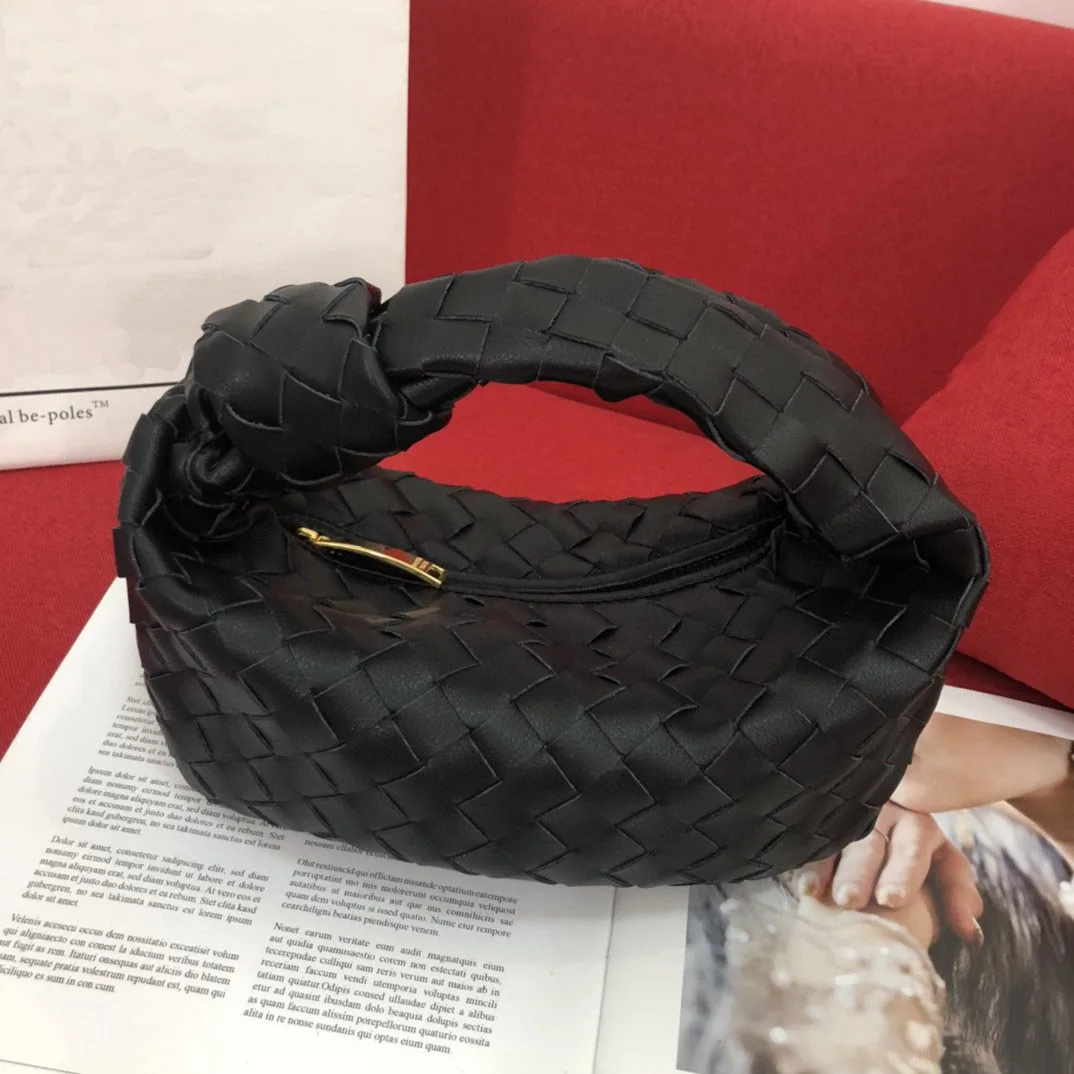 

2021 Newest Luxury Designer Nude Women Shoulder Bag Black Knot Braid Handbag Ladies Genuine Leather Soft Hobos Fashionable