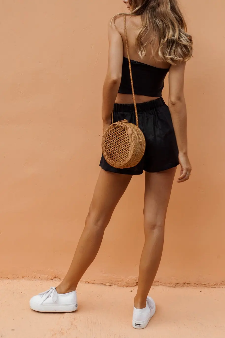 

2021 new women's summer loose solid color wide-leg king cotton and linen shorts pocket fashion casual streetwear