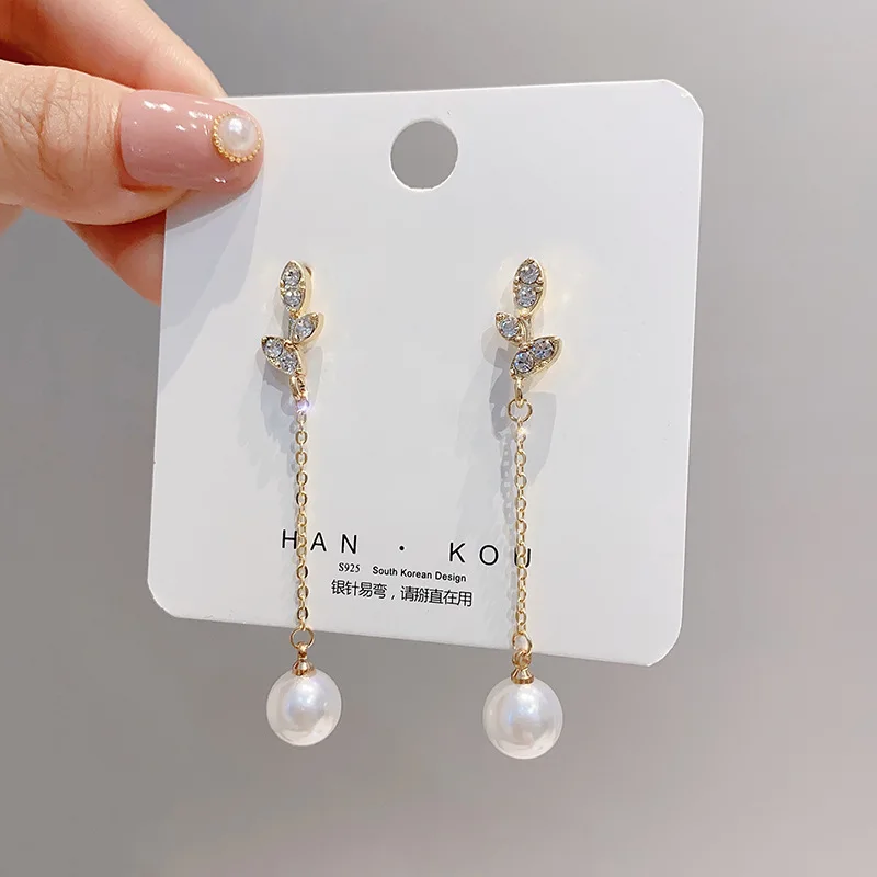 

Korean temperament long S925 silver needle earrings diamond leaf fashion small fresh tassel pearl earrings