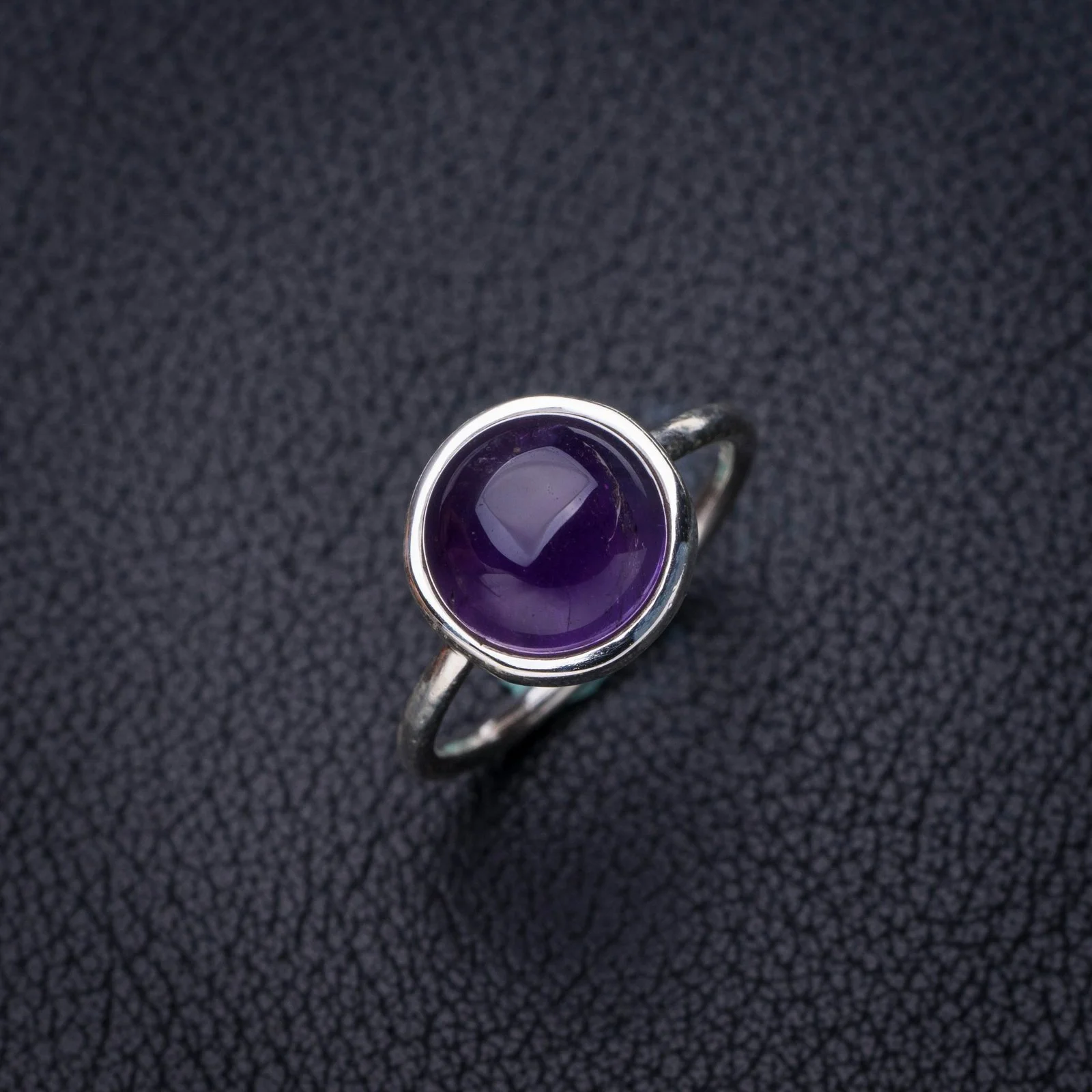 

StarGems Natural Amethyst Handmade 925 Sterling Silver Ring 7.5 E7795