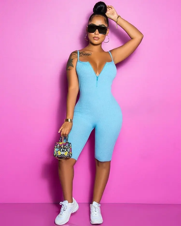 Женский трикотажный комбинезон на молнии облегающий хлопковый с v образным