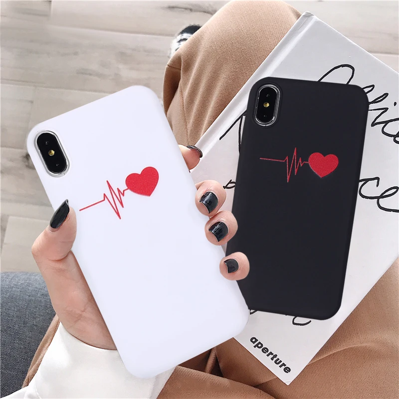 Чехол Remazy для iPhone 12 11 Pro X XS MAX XR 7 8 6s Plus футляр влюбленных с милыми сердечками черный
