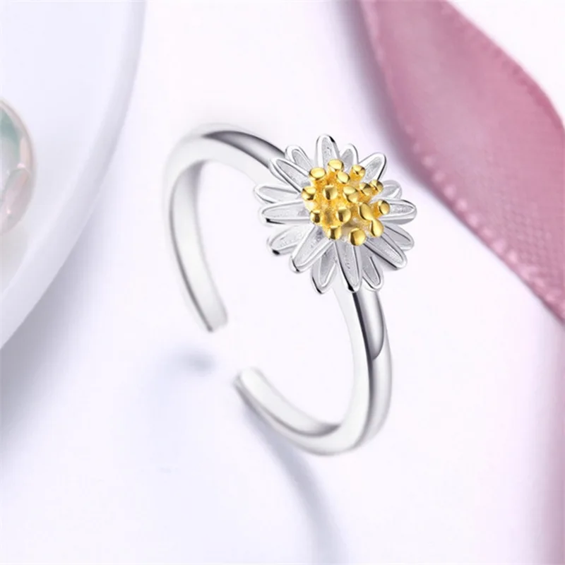 

VENTFILLE 925 Sterling Silver Simple Daisy Flower Japanese and Korean Version of Live Mouth Fashion Ring