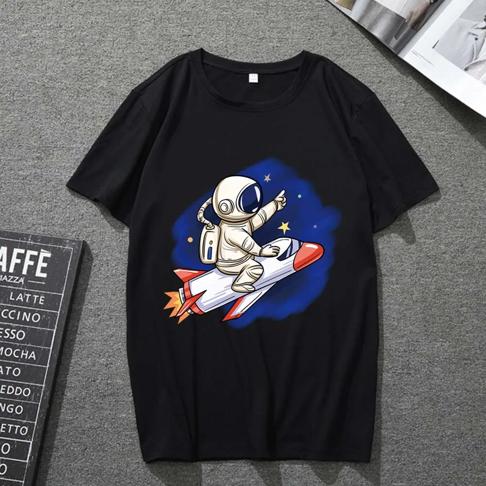

T-shirt Men and Women Personality Black Short-sleeved Cartoon Rocket Astronaut Print Top Harajuku Commuter Breathable Top