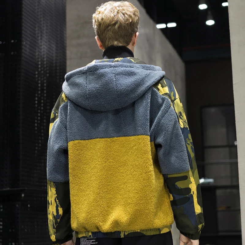 Covrlge Men's Camouflage Jackets Plush Fabric Men Warm Jacket Fashion Comfortable Thick Sleeve Patchwork Jackets Male MWM103