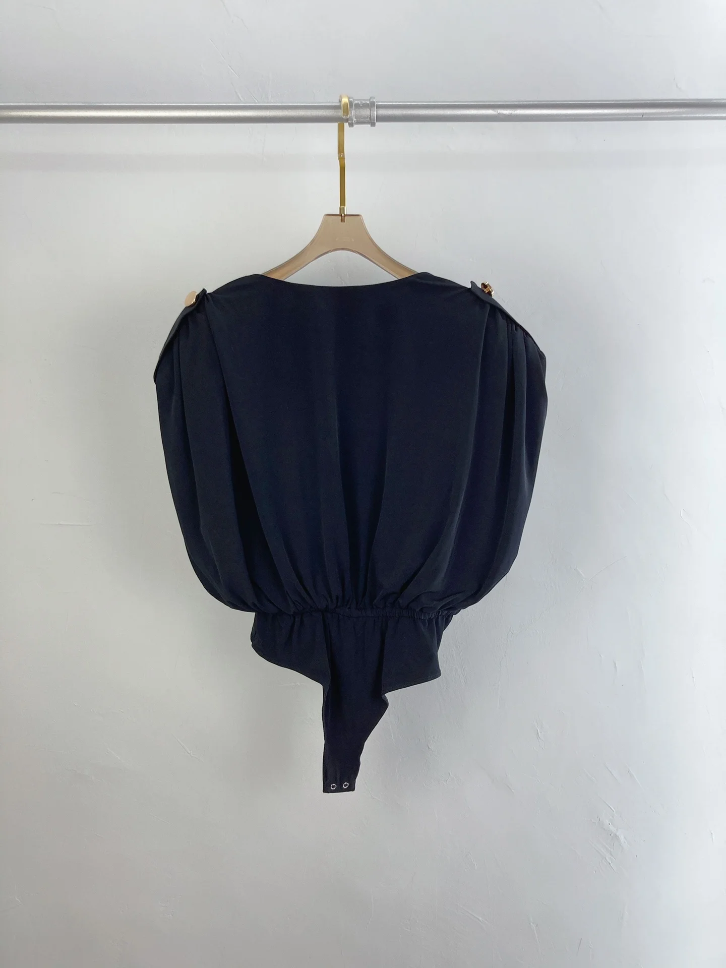 

2021 new ladies fashion sleeveless sexy casual solid color gold chain bodysuit 0309