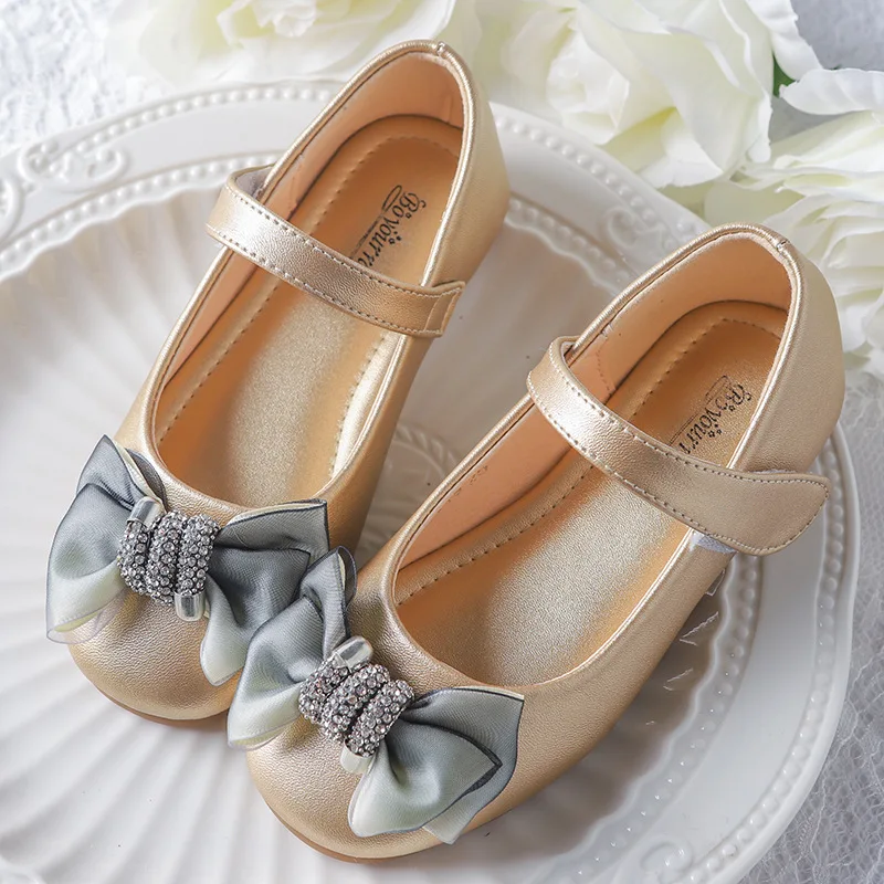 

2020 New Summer Children Kids Girls Princess Leather Shoes Flat Soft Shoes Casual Shoes Sandals Wedding Dance Dress party shoes