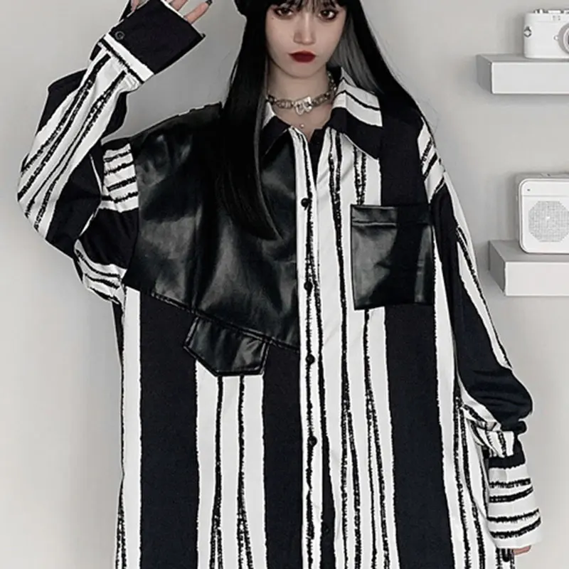 

XITAO Vintage Patchwork Pu Pocket Striped Shirt Women Clothes 2021 Spring New Fashion Loose Polo Collar Match All Blouse ZY6148