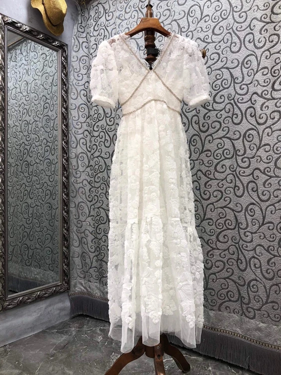 

2021 new women fashion V-neck water-soluble lace embroidery stitching short-sleeved waist skirt dress 730