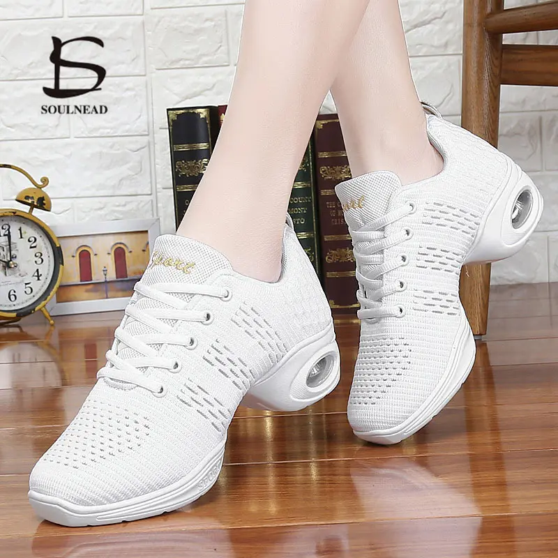 Женские кроссовки для танцев легкие дышащие с мягкой подошвой занятий спортом на