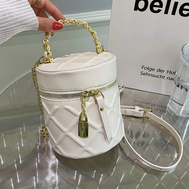 

High Quality Ladies Shoulder Bag Cylinder Bag 2021 New Female Bag Trendy Fashion Chain Bag Messenger Bag Portable Bucket Bag