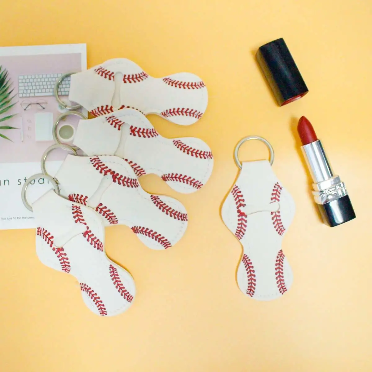 10 шт. белый софтбол стиль неопреновый держатель для помады брелок оптом пустой