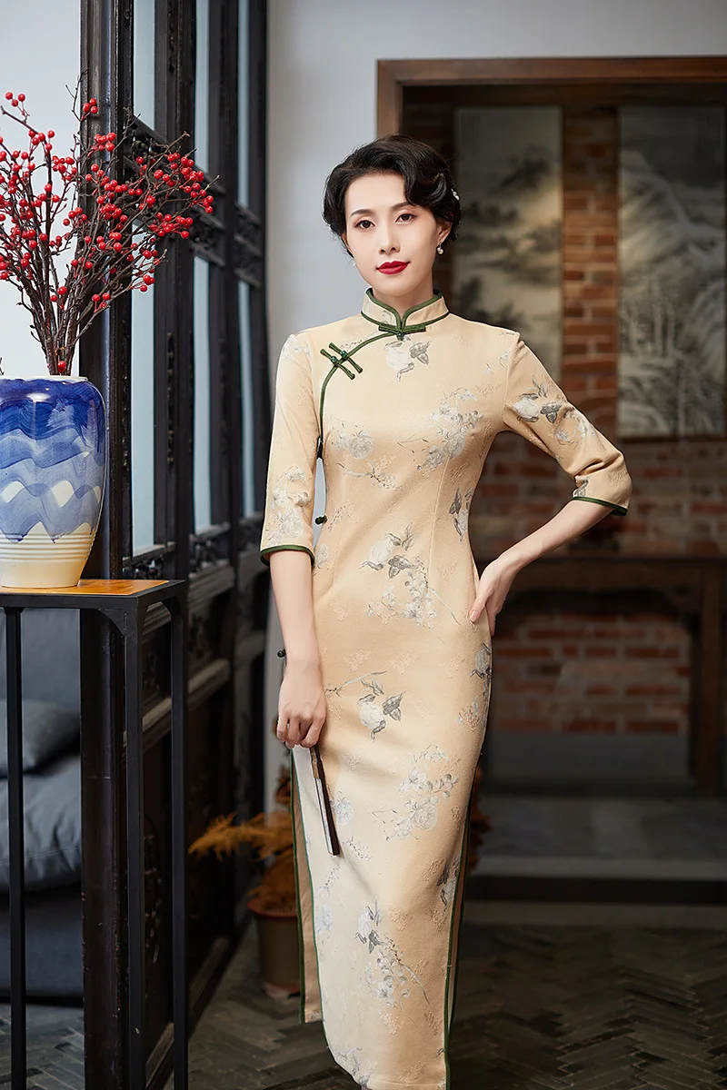 

Size 4XL Lady Suede Print Floral Chinese Dress Classical Vintage Button Qipao Slim 3/4 Sleeve Mandarin Collar Cheongsam