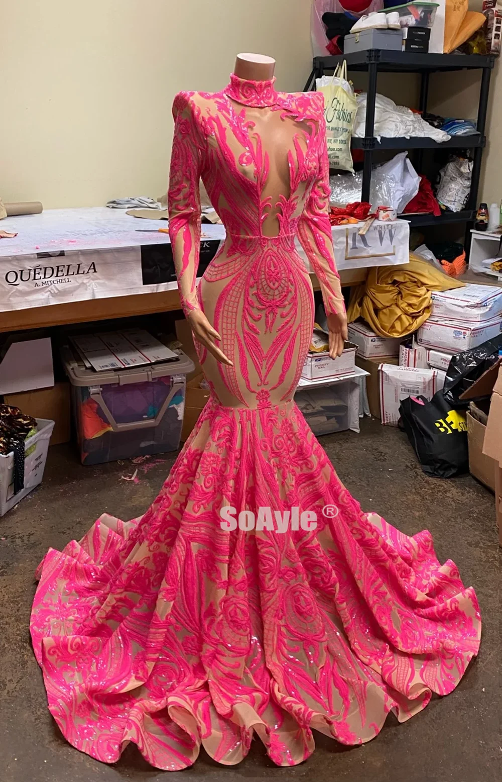 SoAyle Real Sample Long Nigeria Prom Dresses 2020 Sheer Neck Mermaid Sequin Pink African Women Prom Dress Spandex Dresses