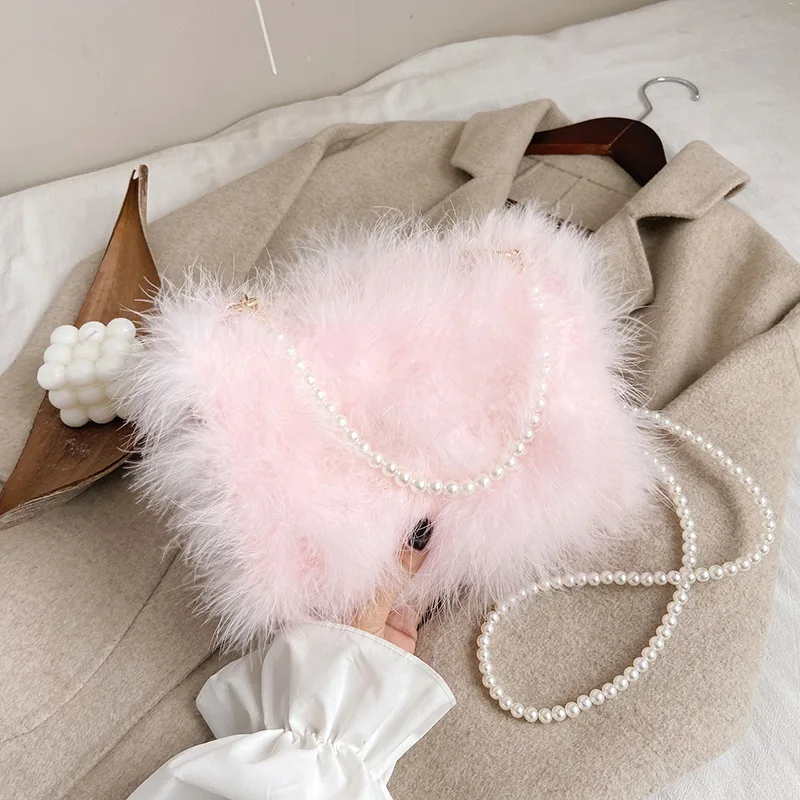 

Women Winter Ostrich Hair Beading Hand Fur Handbag Fashion Portable Diagonal Real Feather Bags for Female Fashion Banquet Bag