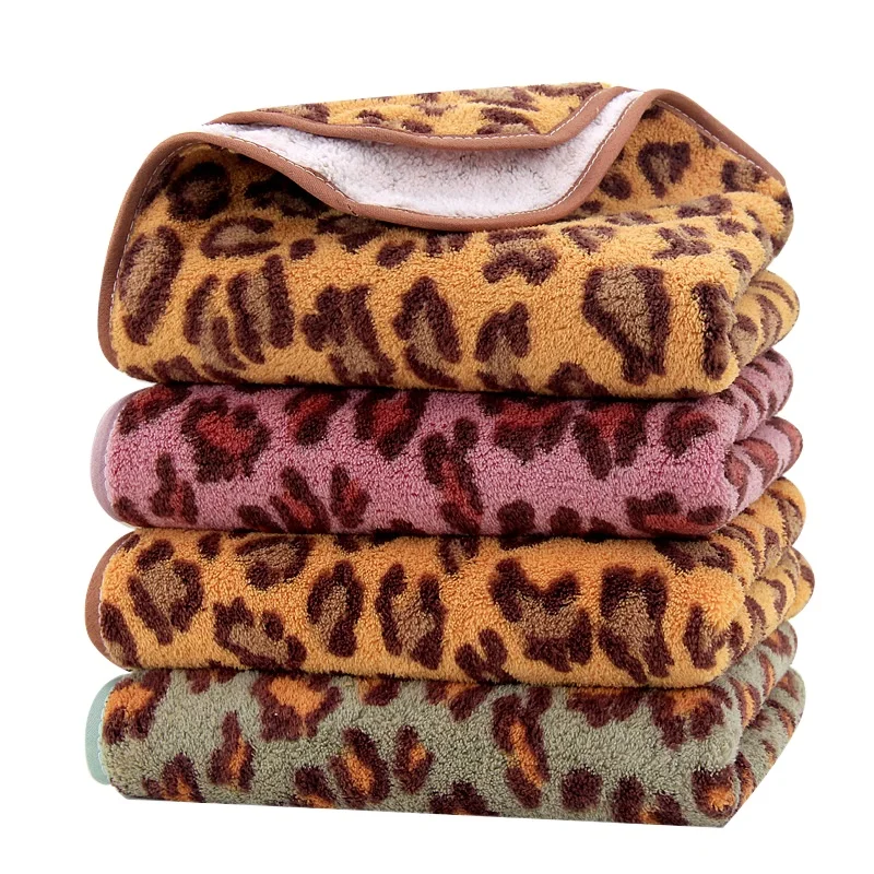 

70*140cm Thicken Leopard pattern Bath Towel Coral Fleece Water Absorbent Adult leopard-print Soft Beach Towel Children's Blanket