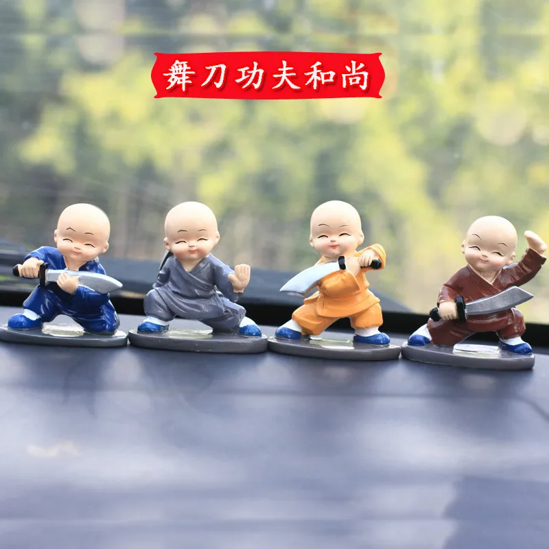 

Миниатюрная фигурка бойца кунг-фу HOTUOCHO