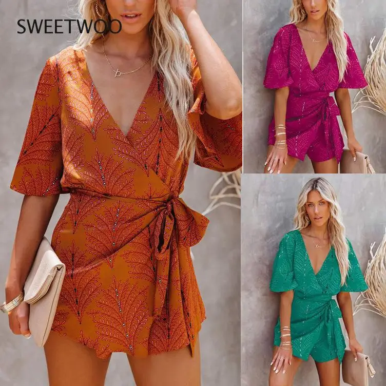 

2021 Summer New Style V-Neck Leak-Back Printed Lace-Up Casual Loose Jumpsuit Women 3-Color Shorts
