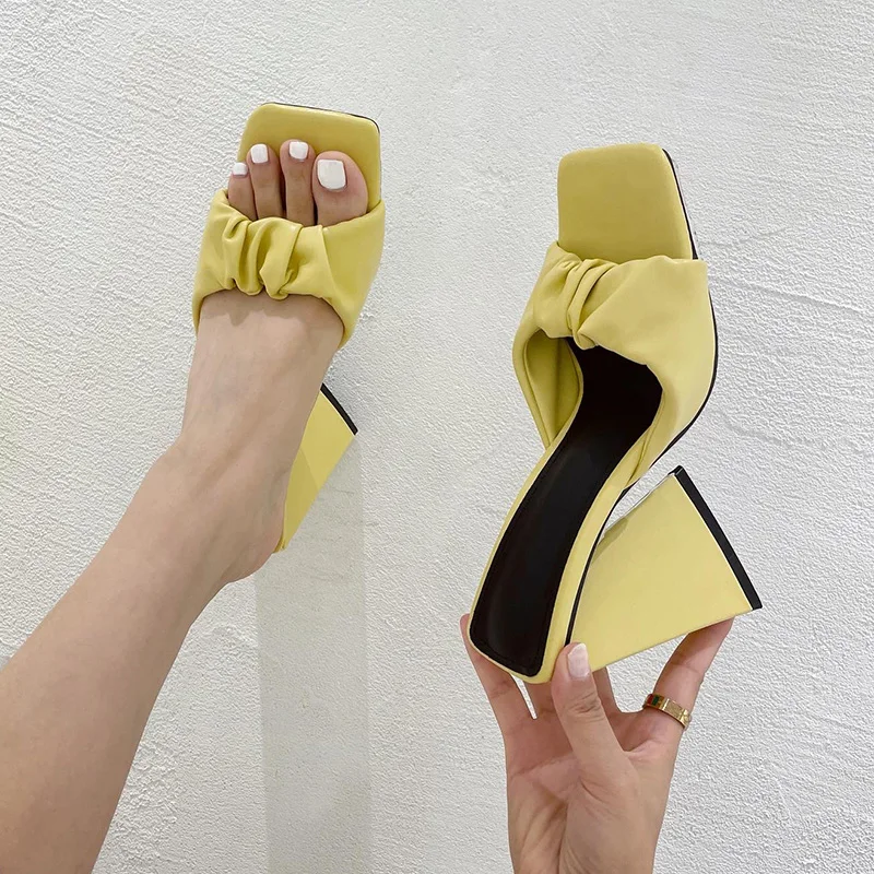 

Шлепанцы женские, на высоком каблуке, желтые, белые, летние, размера плюс