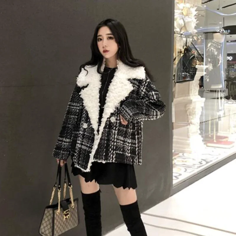 

2019 New Autumn Winter Korean version Fashion High Quality Lamb coat Female Plaid Thick Large size Short Coats cc692