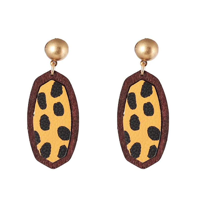 

Ins Western America Coffee Wood Faux Leather Gold Irregular Piercing Earrings Vintage Korean Fashion Chic Jewelry Bijoux