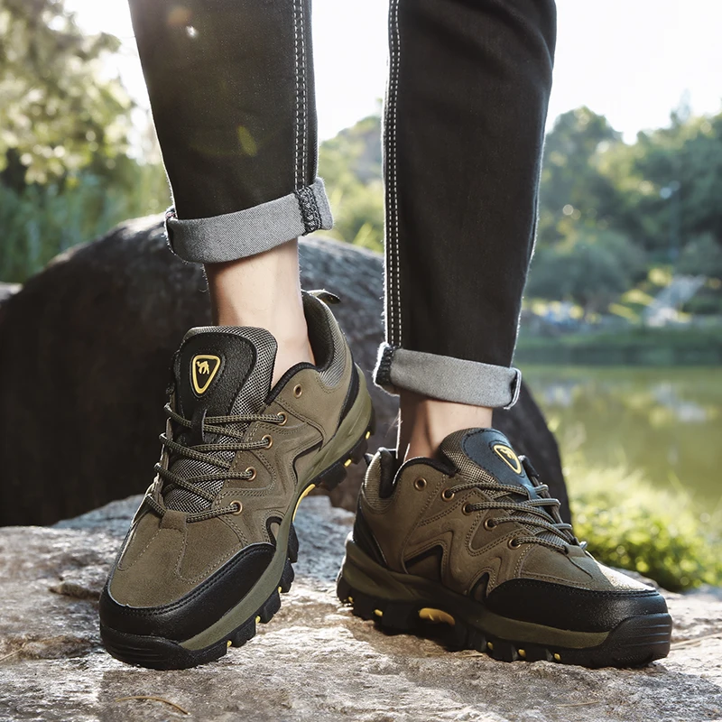 

2020 Hot Mountain Shoes Mens Brand Designer Men Rock Climbing Shoe Anti Slip Hiking Men Trainers Top Quality Mens Trekking Shoes