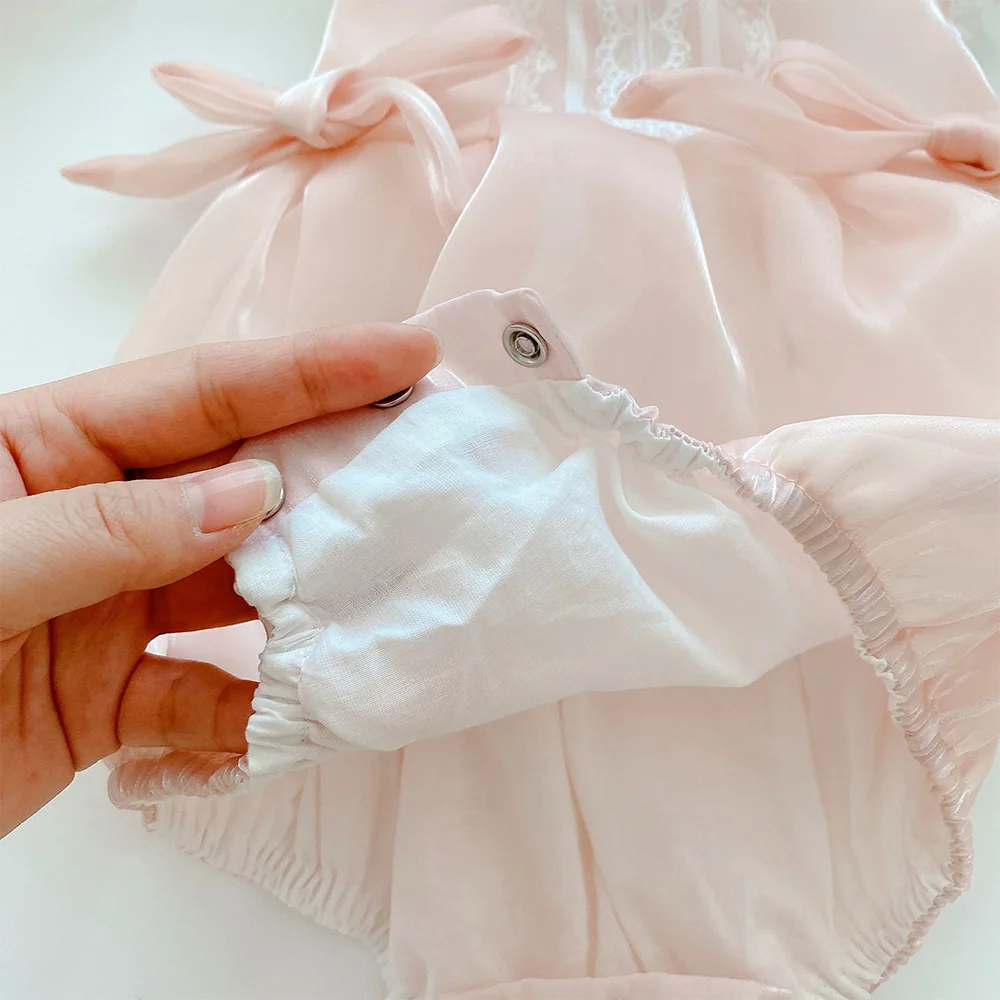 

2021 Summer Newborn Body Suit Baby Girls Sleeveless Lace Pink Princess Rompers Infant Clothing For Birthday Party