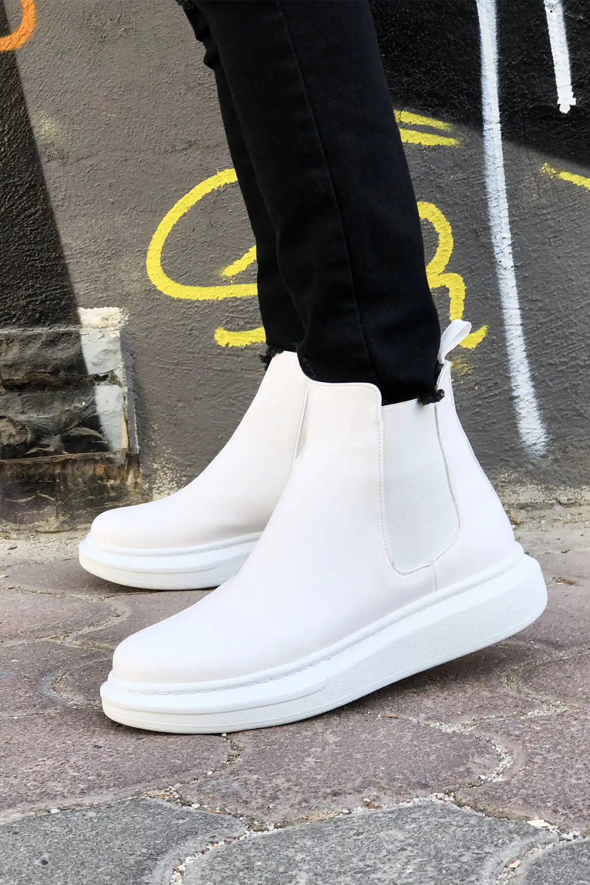 

Hannibal HNB500 White B.T Mens Boots High Cut Casual Timberland Style Cold Proof Waterproof Handwork Latest Technology