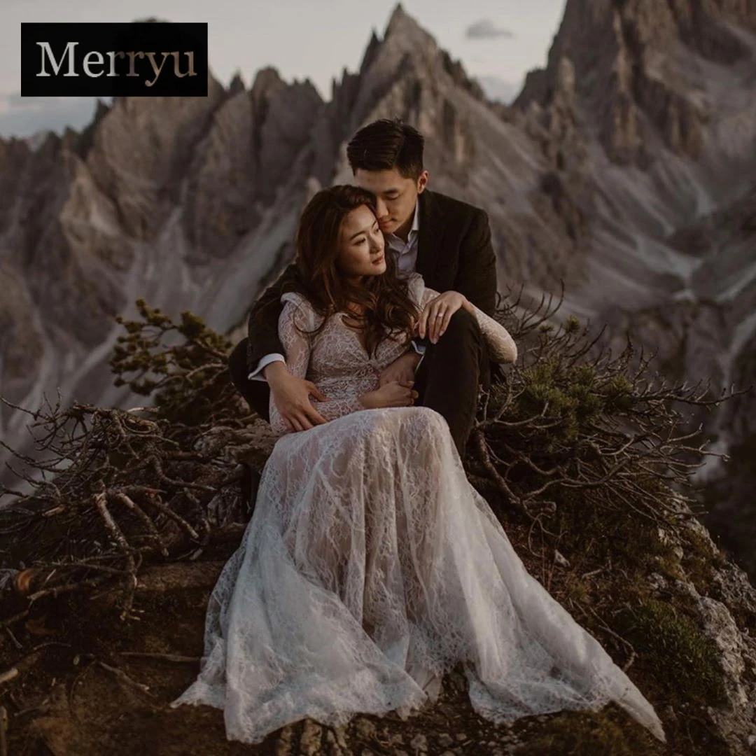 Богемное винтажное кружевное свадебное платье с длинными рукавами 2020 v образным