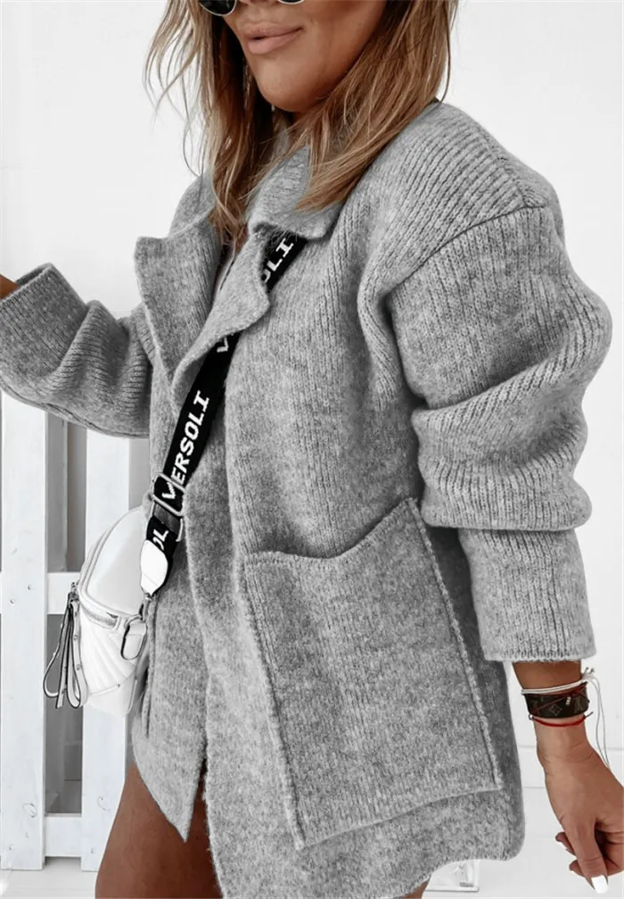 

2021 New Street Suit Collar Big Pocket Loose Knit Cardigan Sweater