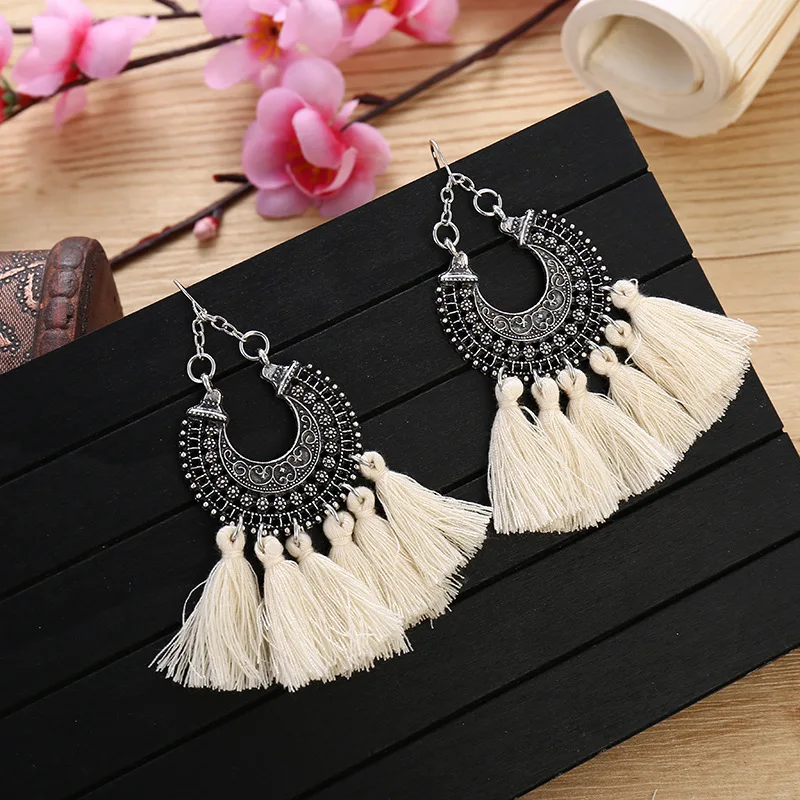 Стильные женские серьги с кисточками 9 см в богемном стиле круглые вечерние