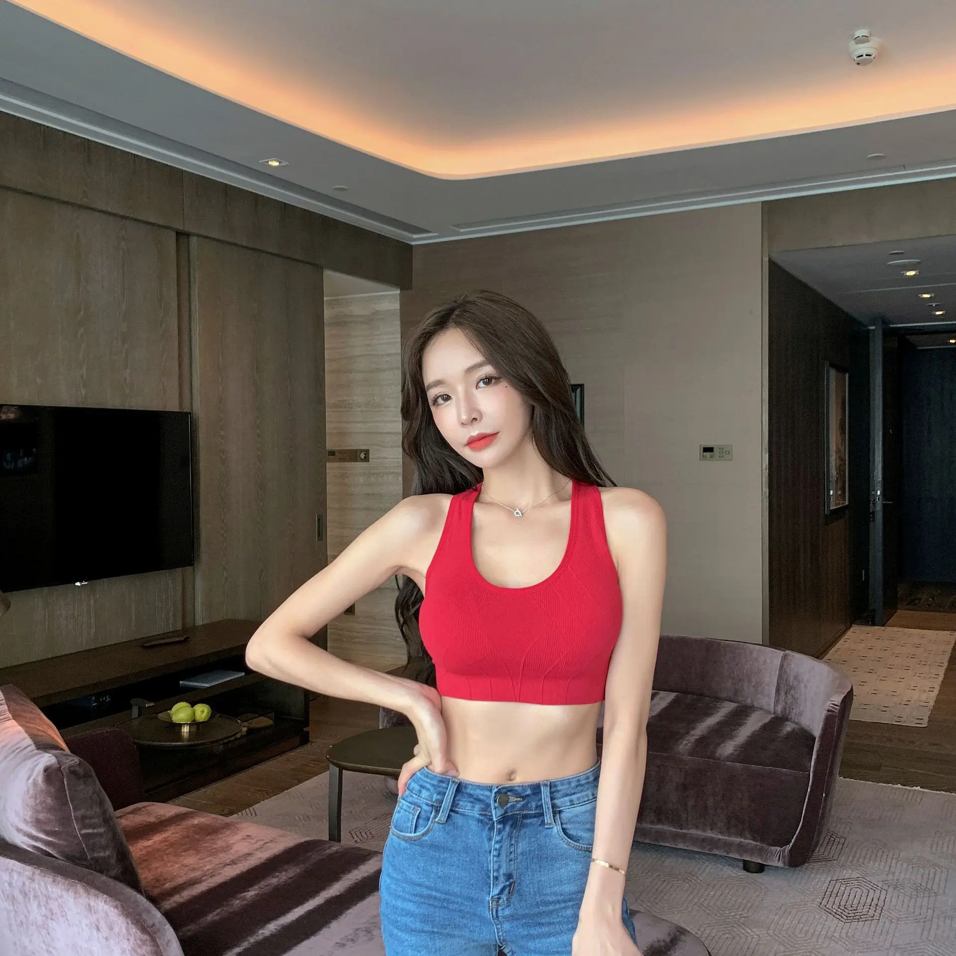 

Новый стиль в японском стиле Простые Спортивное нижнее белье с внутренней резьбой для йоги Красота задняя Обёрточная бумага по шкале Мооса ...