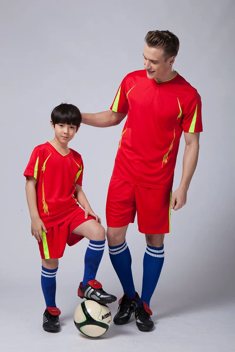 Kids Football Uniforms Kits Sports Soccer Jerseys+Pants Suit Short Sleeve Blank Training Suit Set for Children Boys - Цвет: Red