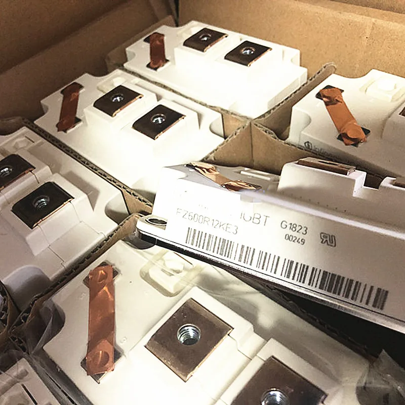 

Новинка FF300R12KS4 FF450R12KT4 FZ600R12KS4 FF200R12KT4 KE3 KT3