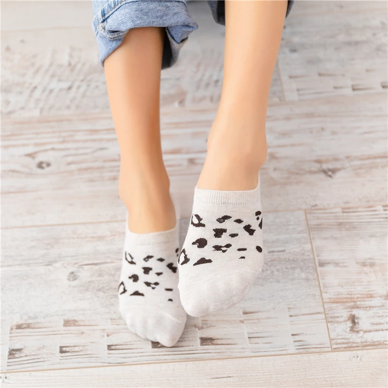 Новые леопардовые узорные невидимые хлопковые носки женские модные летние