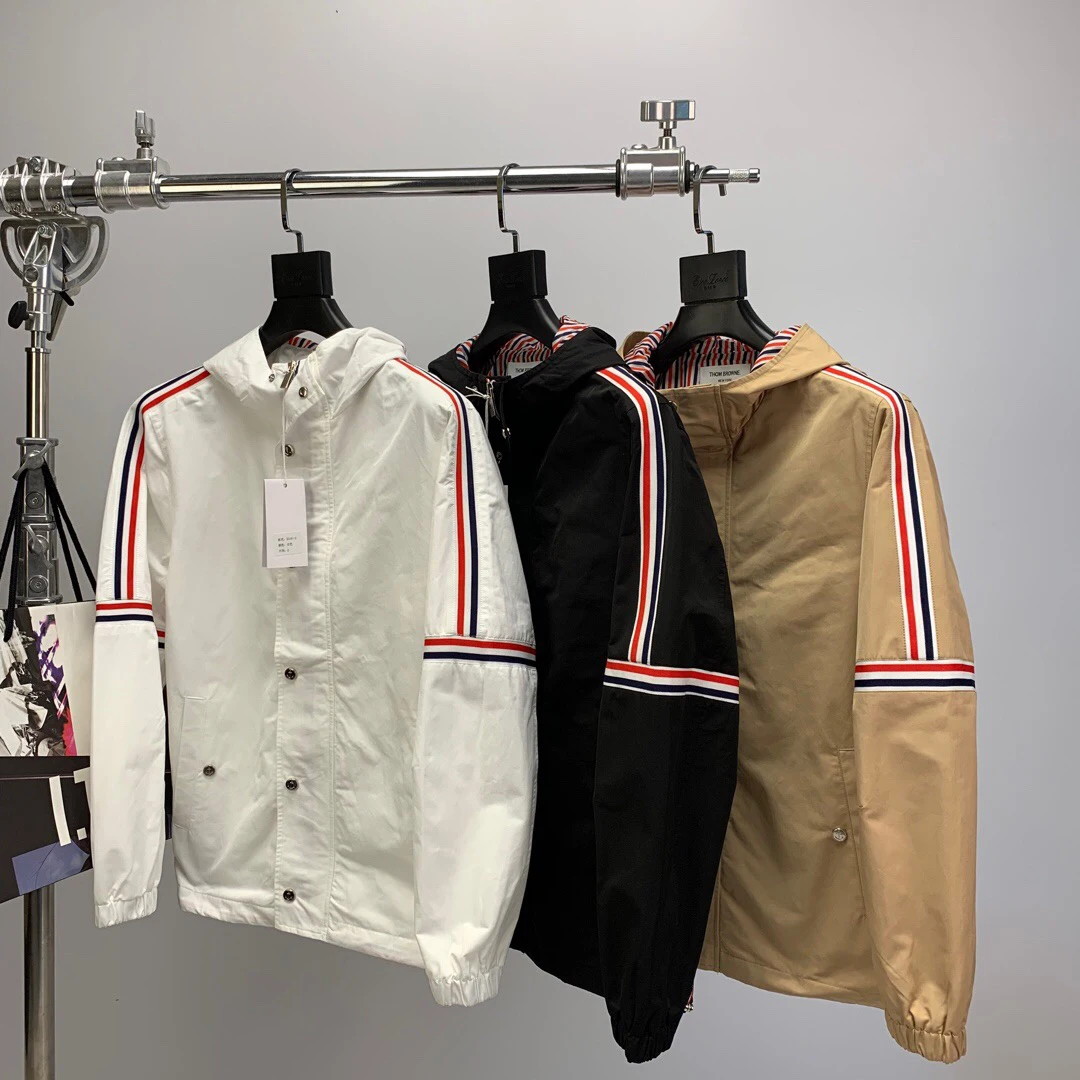 

2021 Fashion TB THOM Brand Windbreaker Spring Autumn Men's Coat Hooded Outdoor Jackets Casual Jacket Striped Men Solid Clothes