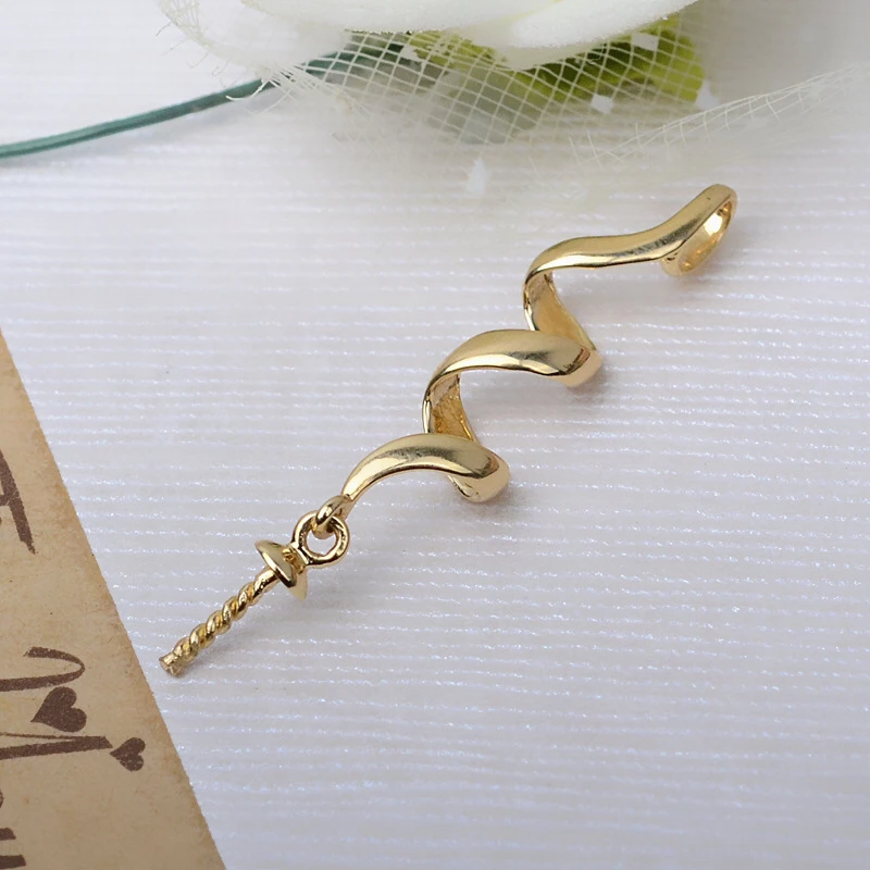 Рисунок 4 - Подвеска из 18-каратного желтого золота