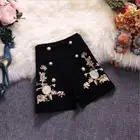Летние Костюмные женские шорты из ткани с цветочной вышивкой, весна-лето