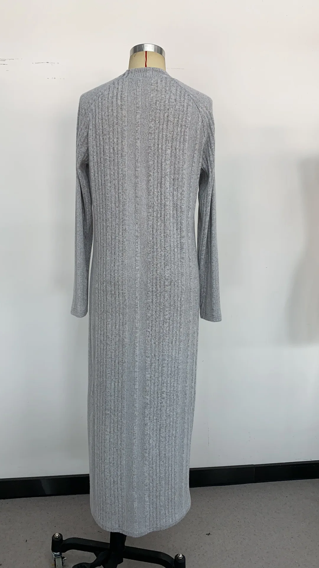 

Solid basic long dress Casual long sleeve o-neck shift maxi dress Autumn winter knit ribbed dress