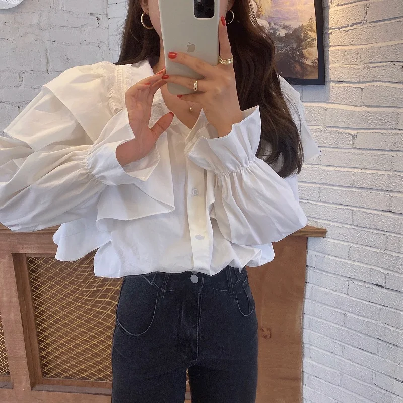 

Fashion Women 2021 Spring Summer Shirts Blouses Female Full Sleeve Loose Lace Patchwork Ruffles V-Neck Korean Casual Tops WB78