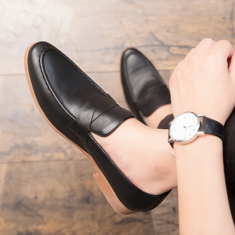 Модные мужские туфли из высококачественной кожи с острым носком Роскошные