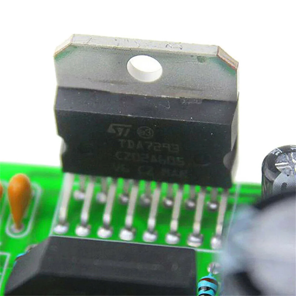 100 Вт стабильный одноканальный сменный низкий уровень шума Цифровой усилитель