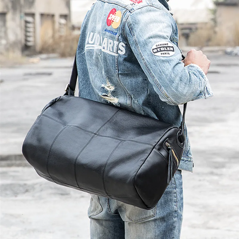 

Travel Bag Simple Men's Handbag Large-capacity Trend Men Shoulder Diagonal Bag Soft Black Leather Male Bag New Top Layer Leather
