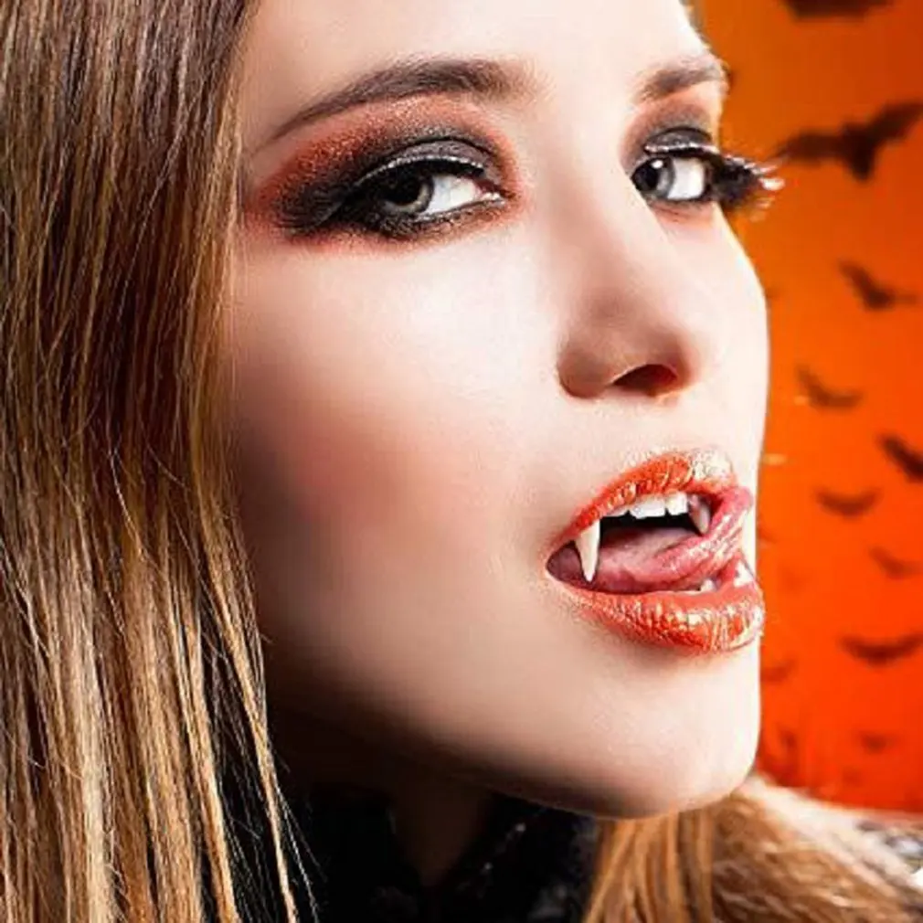 2 шт. Косплей Хэллоуин протезы зомби зубы вампира стандартные клыки оборотеня